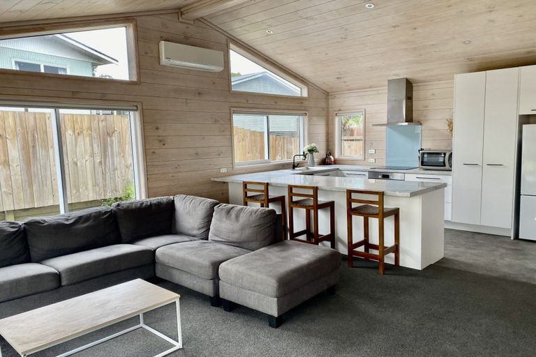 Photo of property in 85 Simpson Road, Papamoa Beach, Papamoa, 3118