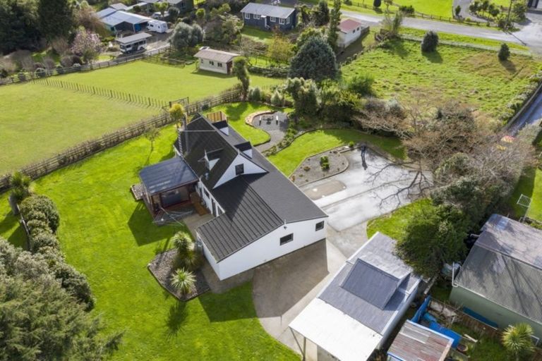 Photo of property in 3a Victoria Terrace, Ohau, Levin, 5570