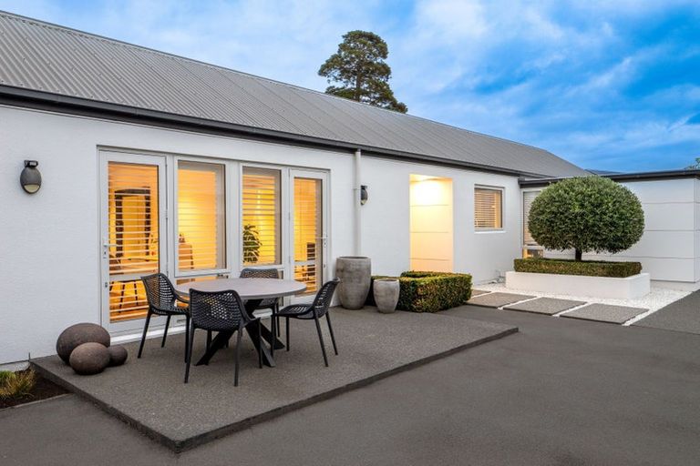 Photo of property in 5 Rockport Place, Parklands, Christchurch, 8083