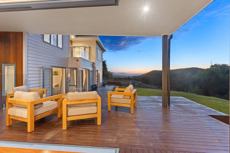 Photo of property in 105 Waterfall Road, Paraparaumu, 5032