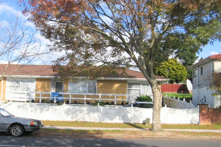 Photo of property in 3 Aspiring Avenue, Clover Park, Auckland, 2019