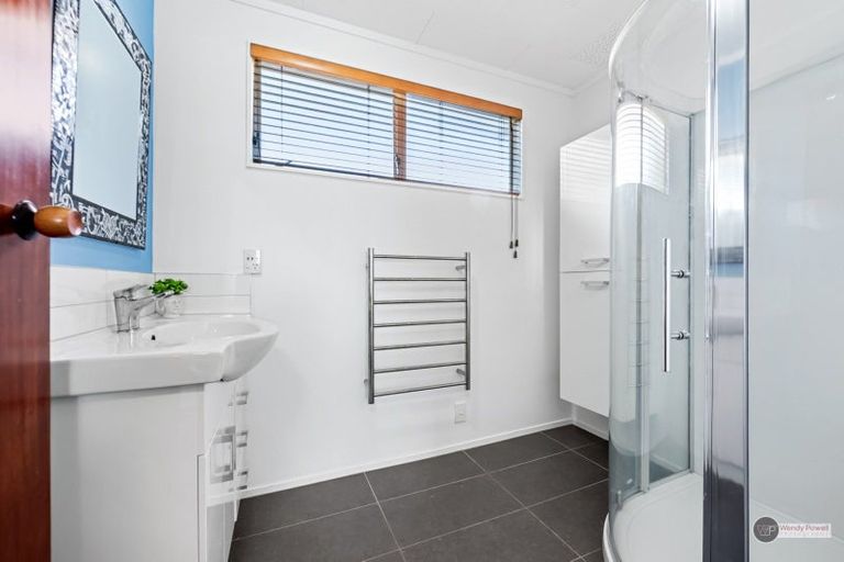 Photo of property in 74 Tirohanga Road, Tirohanga, Lower Hutt, 5010