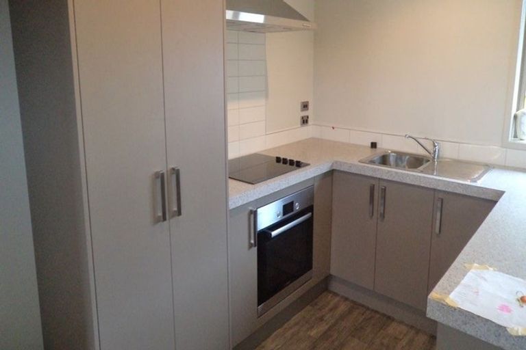 Photo of property in 2/114 Old Farm Road, Hamilton East, Hamilton, 3216