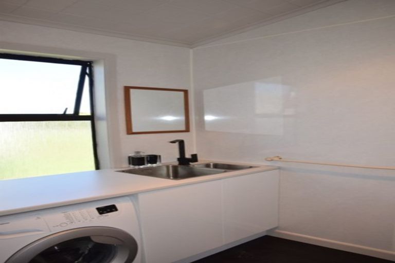 Photo of property in 2 Derby Street, Woodend, Invercargill, 9877