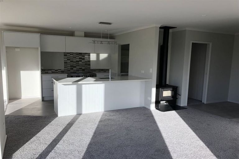 Photo of property in 94 Racecourse Road, Waipawa, 4210