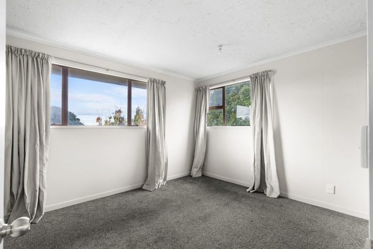 Photo of property in 176 Withells Road, Avonhead, Christchurch, 8042
