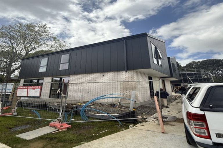 Photo of property in 38a Cascades Road, Pakuranga Heights, Auckland, 2010