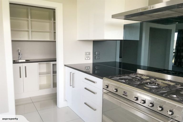 Photo of property in 16 Rigg Place, Flagstaff, Hamilton, 3210