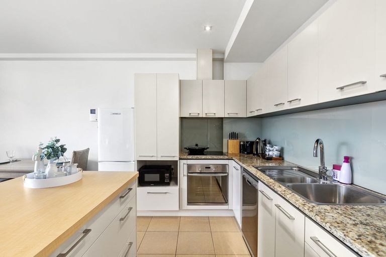 Photo of property in Maison Apartments, 108/16 Huron Street, Takapuna, Auckland, 0622