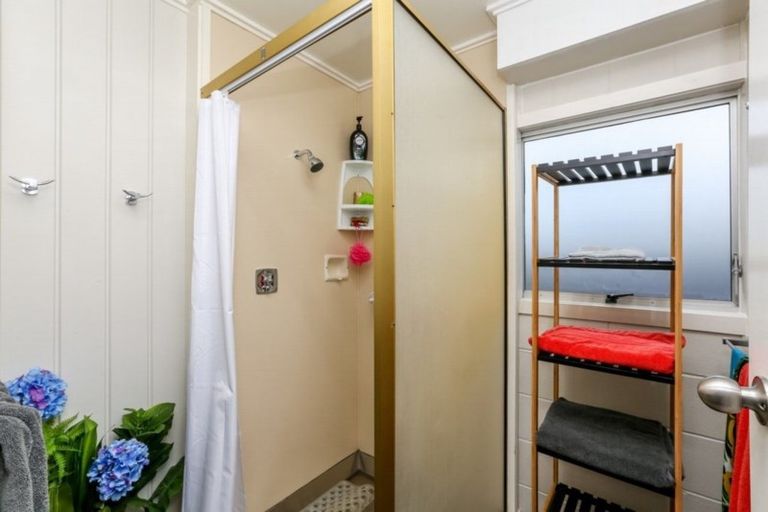 Photo of property in 4 Carver Place, Lynmouth, New Plymouth, 4310