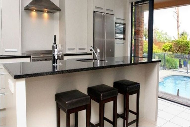 Photo of property in 245c Hill Road, The Gardens, Auckland, 2105