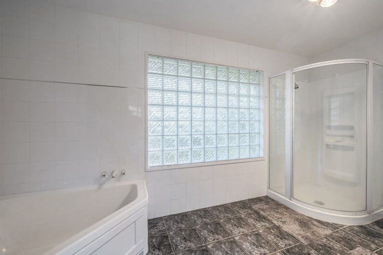 Photo of property in 8 Selwyn Road, Lynmore, Rotorua, 3010