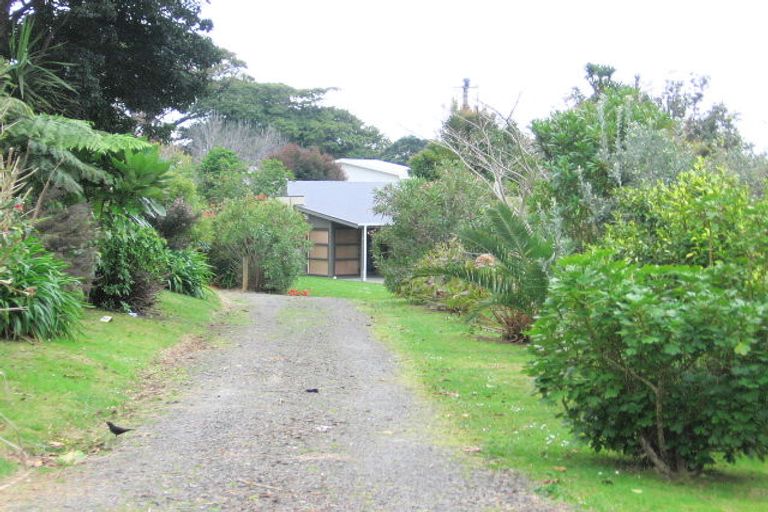 Photo of property in 35 Grierson Close, Hahei, Whitianga, 3591