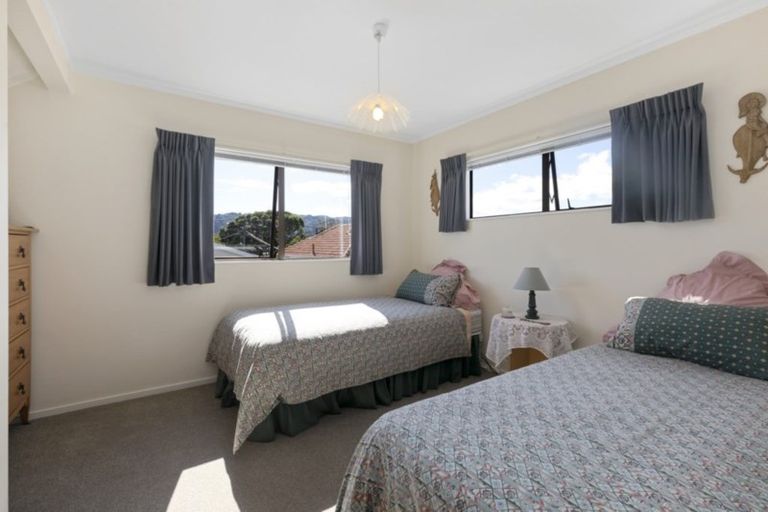 Photo of property in 2/72 Trafalgar Street, Waterloo, Lower Hutt, 5011