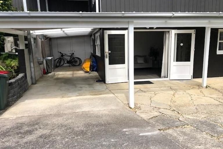 Photo of property in 120a Pah Road, Cockle Bay, Auckland, 2014