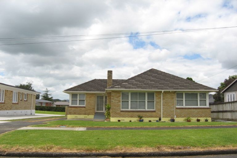 Photo of property in 6 Girdhar Place, Pukekohe, 2120
