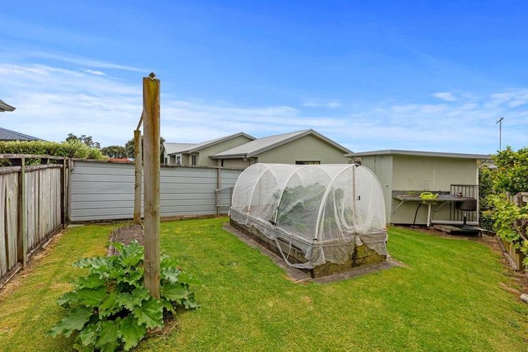 Photo of property in 26 Highcroft Place, Welcome Bay, Tauranga, 3112