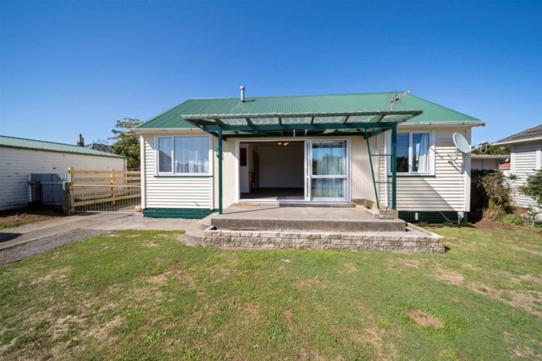 Photo of property in 51 London Street, Eltham, 4322