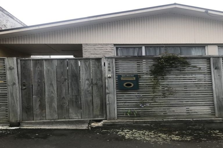 Photo of property in 108 Maitland Street, Dunedin Central, Dunedin, 9016