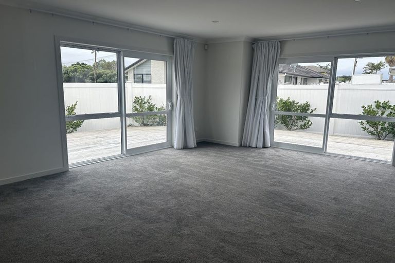 Photo of property in 10 Puroto Place, One Tree Point, 0118