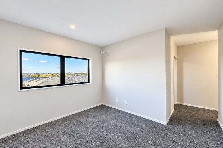 Photo of property in 22 Waimarie Road, Whenuapai, Auckland, 0618