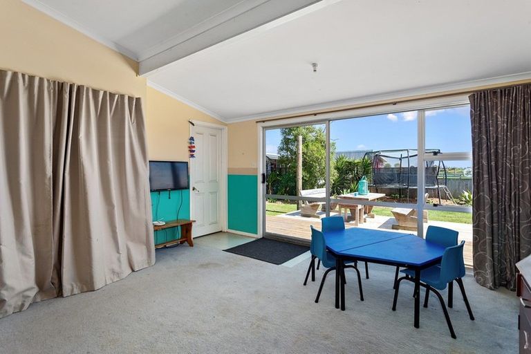 Photo of property in 73 Keepa Road, Coastlands, Whakatane, 3191