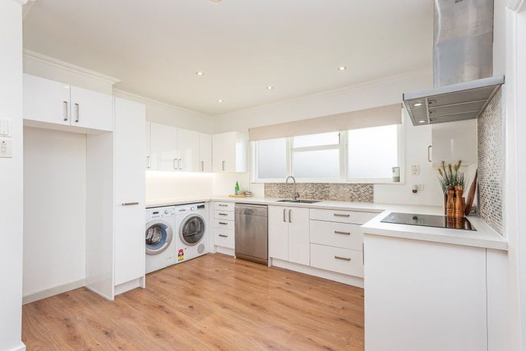 Photo of property in 179 Wairakei Road, Bryndwr, Christchurch, 8053