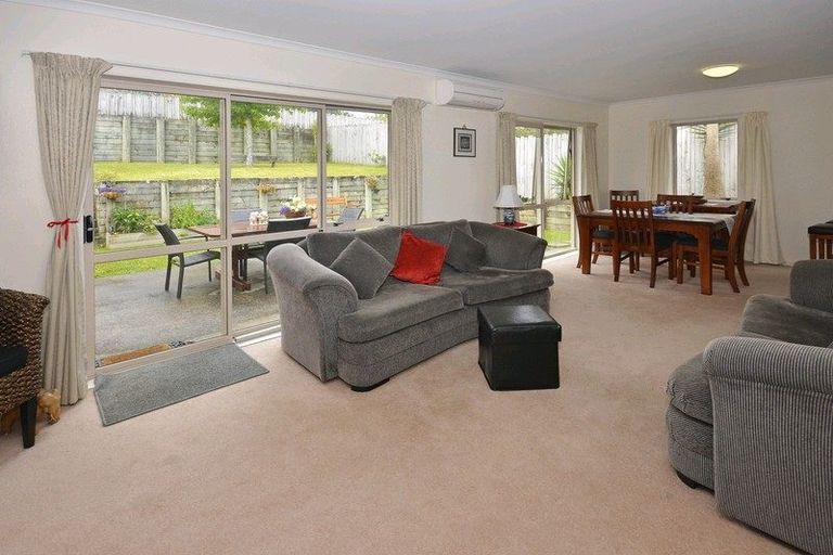 Photo of property in 11 Gerolds Place, Flat Bush, Auckland, 2019