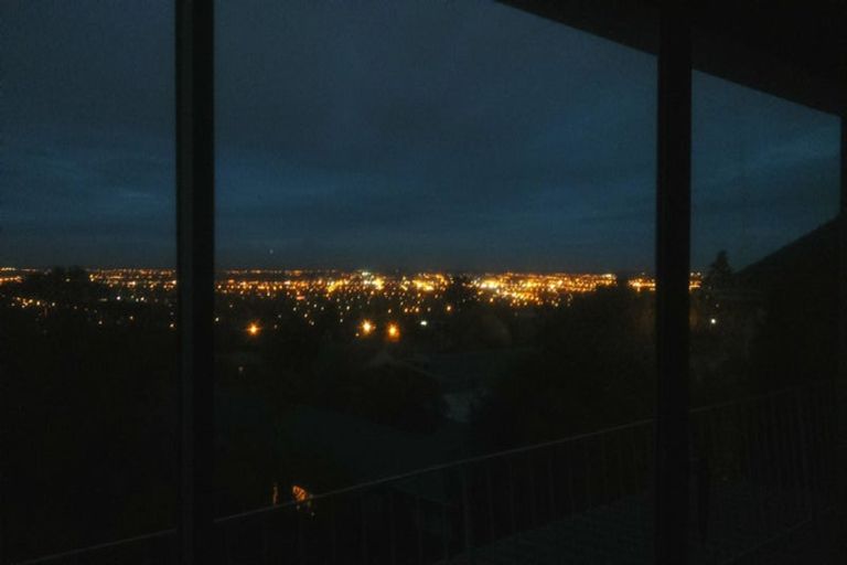 Photo of property in 72 Dyers Pass Road, Cashmere, Christchurch, 8022