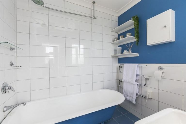 Photo of property in 35 Normanby Street, Newtown, Wellington, 6021