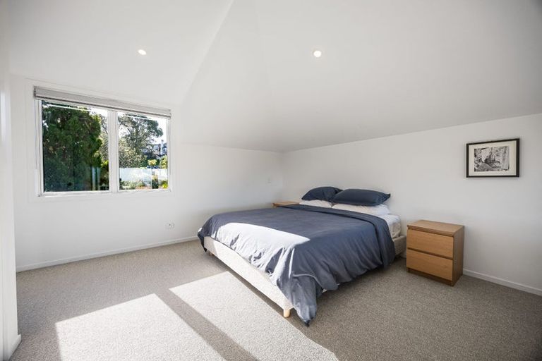 Photo of property in 34 Parr Terrace, Castor Bay, Auckland, 0620
