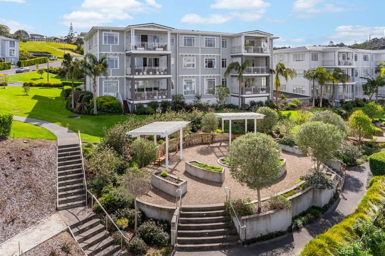 Photo of property in 177 Hibiscus Drive, Orewa, 0931