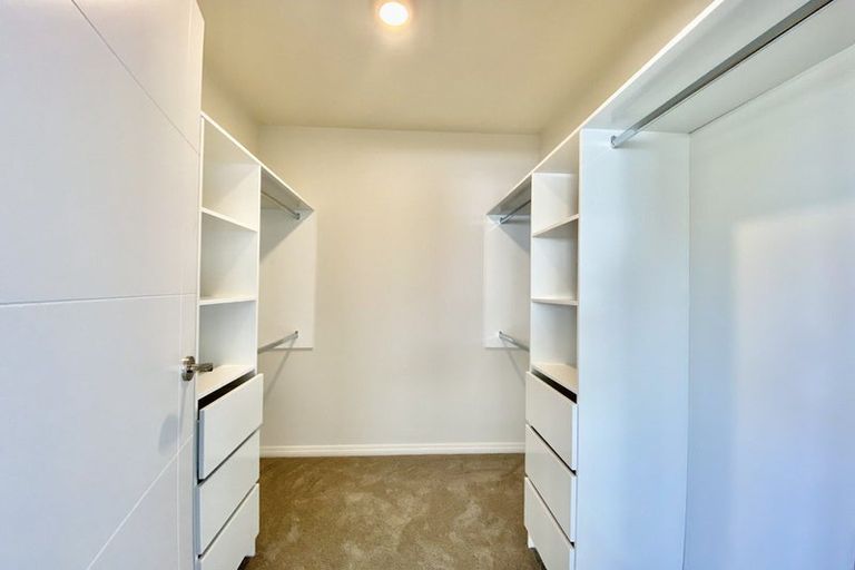 Photo of property in 1b Surrey Street, Manurewa, Auckland, 2102