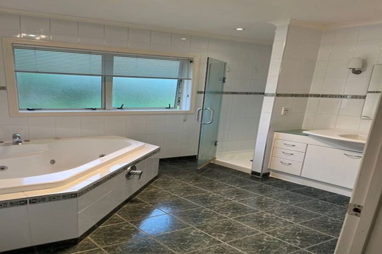 Photo of property in 751 Chapel Road, Dannemora, Auckland, 2016