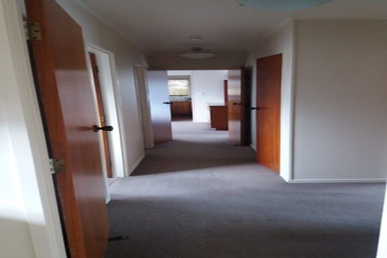Photo of property in 1/102 Seymour Road, Sunnyvale, Auckland, 0612