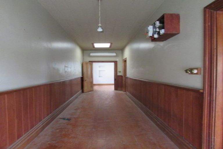 Photo of property in 70 Oxford Street, Lyttelton, 8082