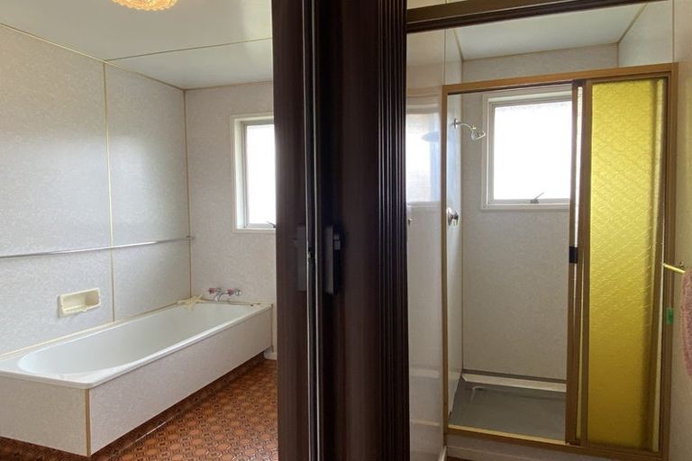 Photo of property in 22 Solway Avenue, Ilam, Christchurch, 8041