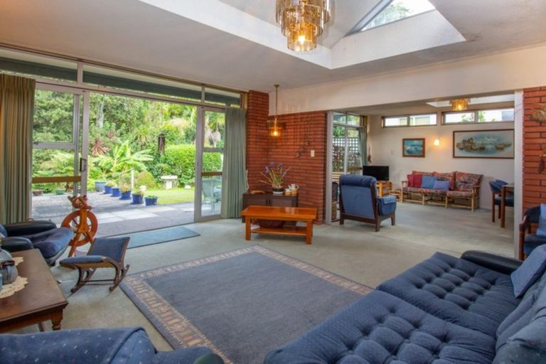 Photo of property in 15 Parkland Crescent, Te Kamo, Whangarei, 0112