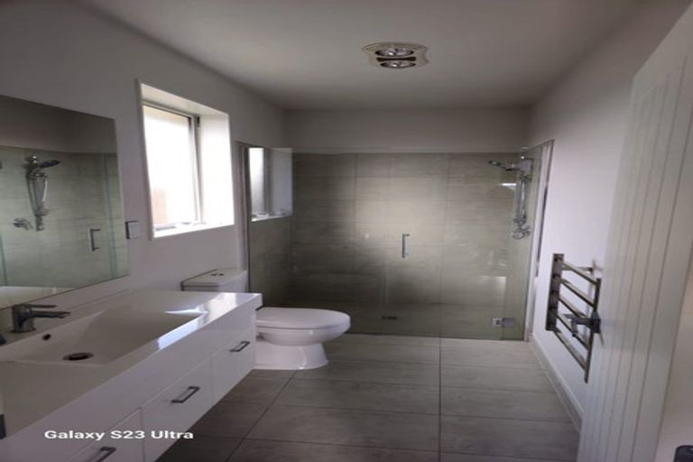 Photo of property in 86 Shillingford Boulevard, Rolleston, 7615