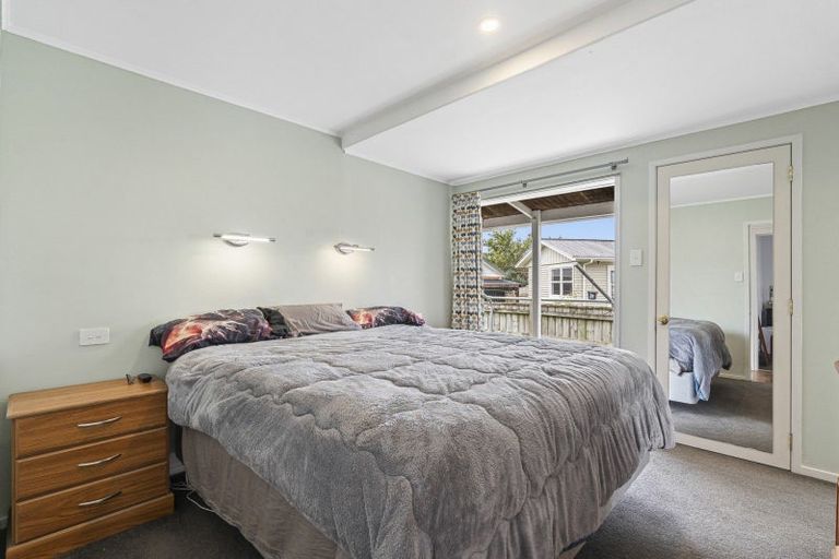 Photo of property in 7 Cutfield Street, Inglewood, 4330