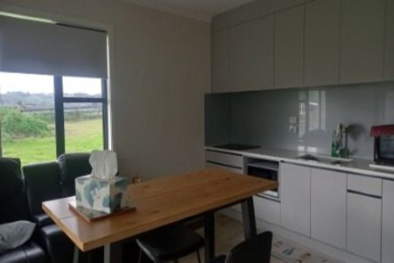 Photo of property in 18 Crickett Lane, Pokeno, 2471