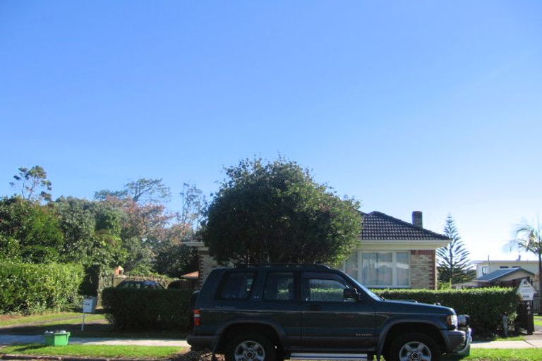 Photo of property in 2/46 Woolfield Road, Papatoetoe, Auckland, 2025