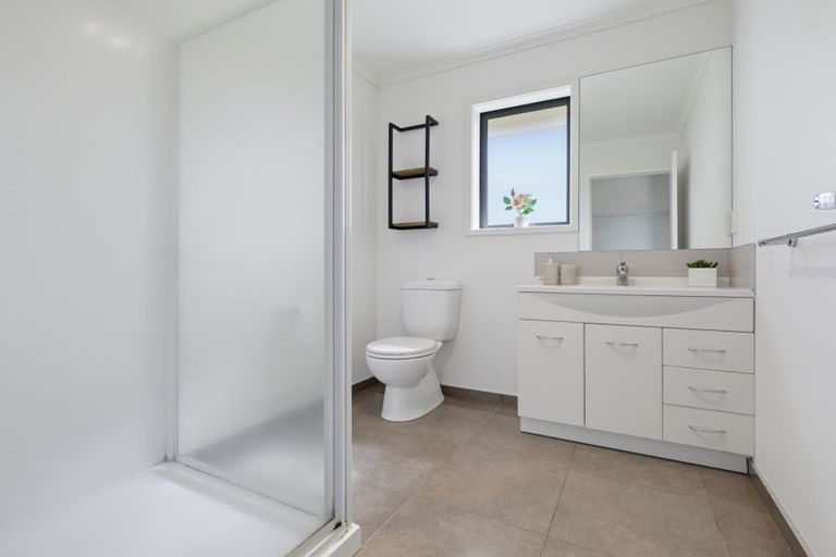 Photo of property in 63 Carroll Place, Owhata, Rotorua, 3010