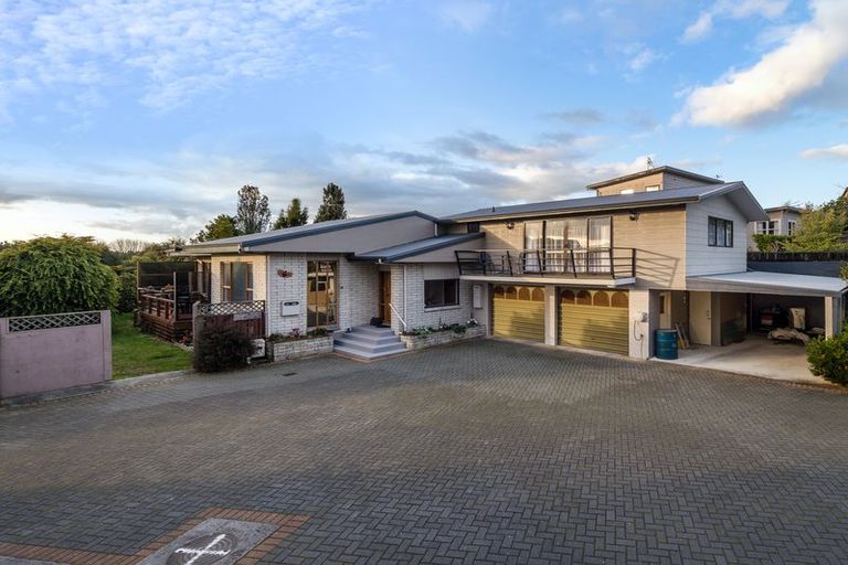 Photo of property in 3a Burn Road, Lynmore, Rotorua, 3010
