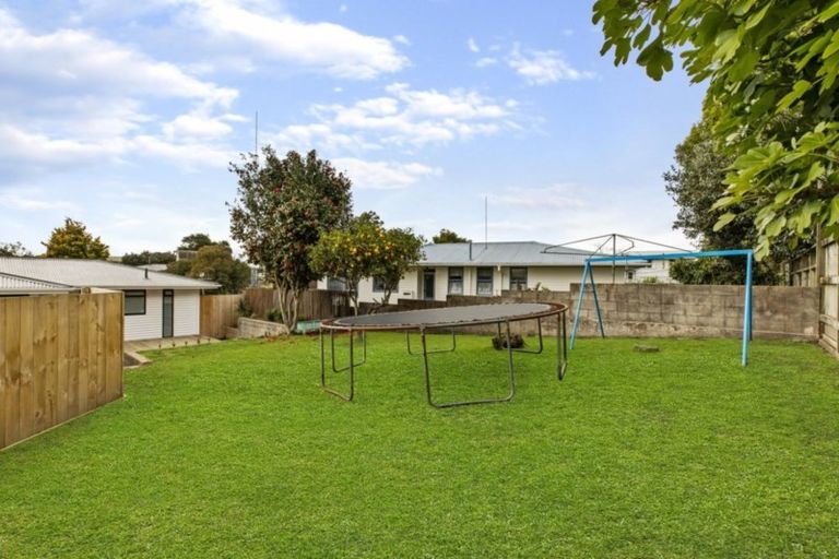 Photo of property in 21 Valley Road, Te Puke, 3119