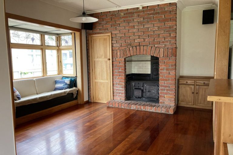 Photo of property in 11 Brook Street, Waiwhetu, Lower Hutt, 5010