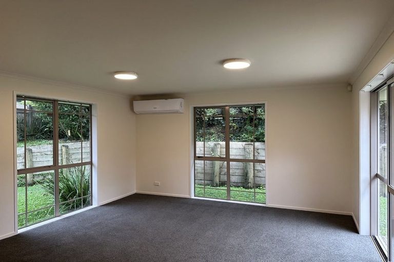 Photo of property in 20f Waione Avenue, Te Atatu Peninsula, Auckland, 0610