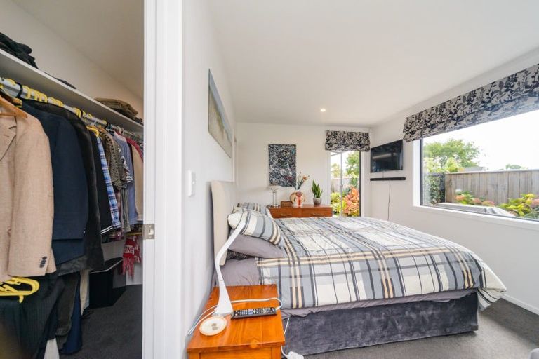 Photo of property in 43a Abraham Crescent, Milson, Palmerston North, 4414