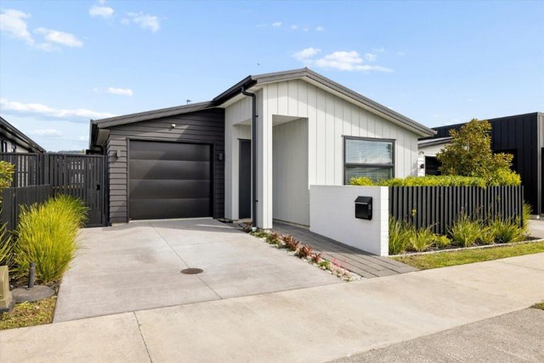 Photo of property in 12 Huriana Crescent, Te Puke, 3119