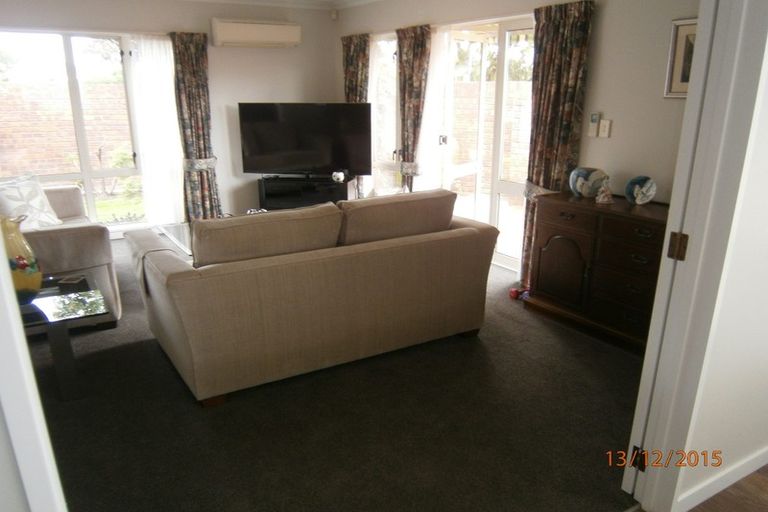 Photo of property in 2/2 Brookford Place, Westmorland, Christchurch, 8025